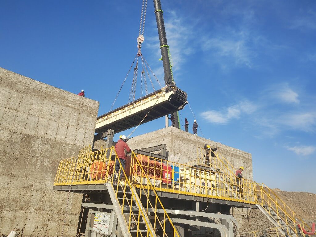 Heavy-duty Apron Feeder